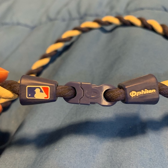 Phiten Navy and White Tornado MLB Necklace - Picture 2 of 3